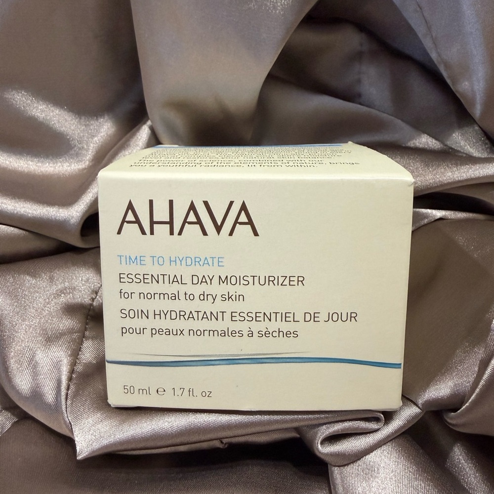 AHAVA Time to Hydrate Essential Day Moisturizer - Cream BRANDNEW ( unopened )